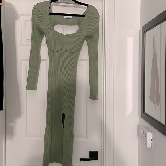 12th Tribe Dara Sage Ribbed Midi Dress - Picture 6 of 8